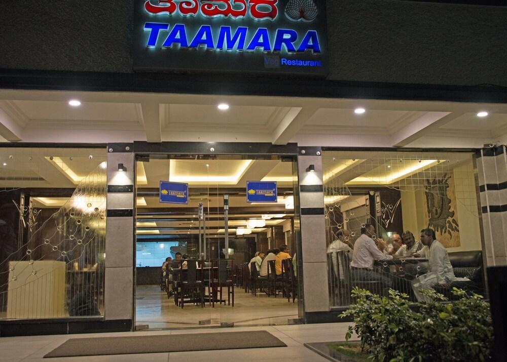 Hotel Maurya บังกาลอร์ ภายนอก รูปภาพ