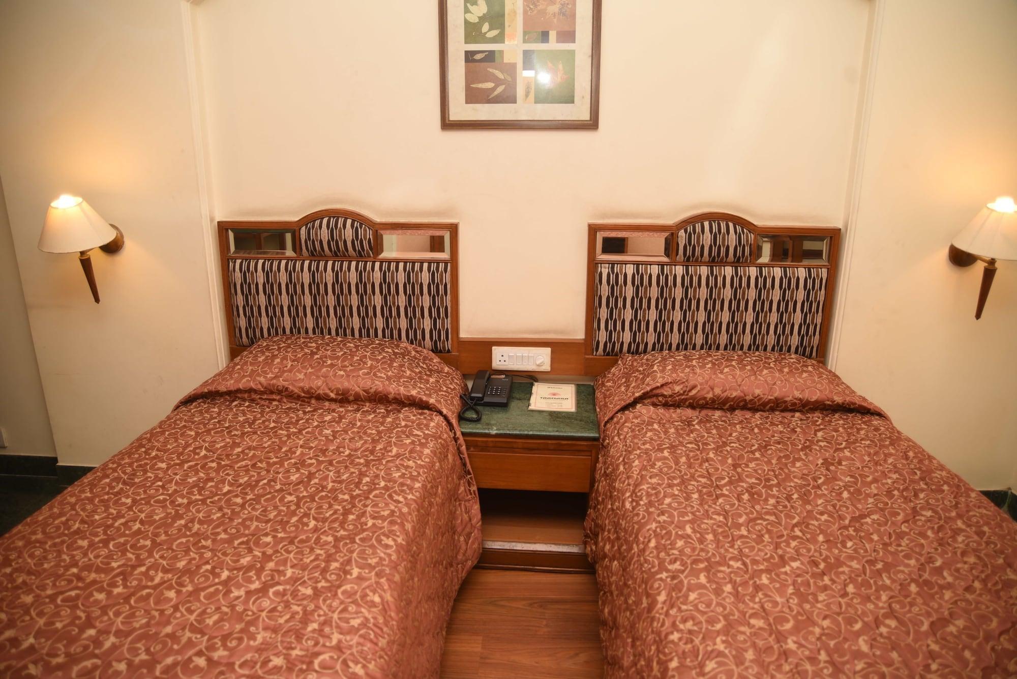 Hotel Maurya บังกาลอร์ ภายนอก รูปภาพ