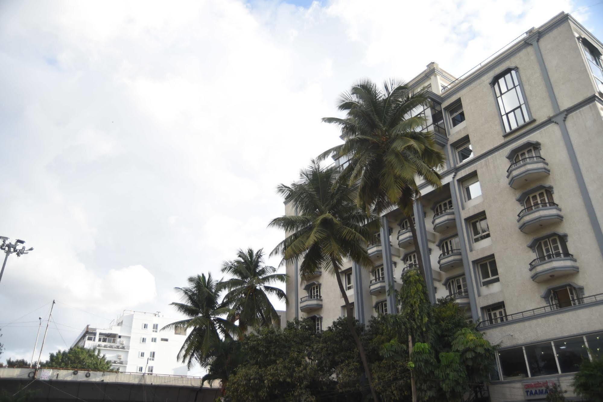 Hotel Maurya บังกาลอร์ ภายนอก รูปภาพ